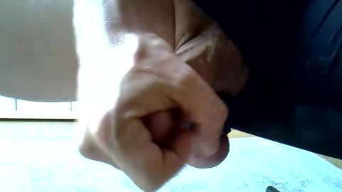 Snapshot of reggar1234 chatting on 06-10-26, 01:43 reggar1234 online show from 06-10-26, 01:43