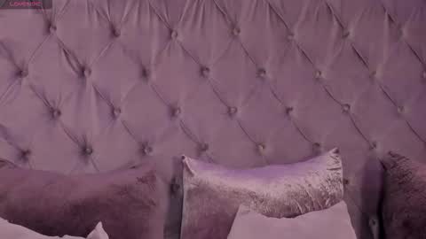 Snapshot of regina_noctixx chatting on 02-12-26, 11:44 Regina online show from 02-12-26, 11:44