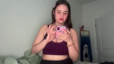 Snapshot of reginababyy chatting on 04-12-26, 12:26 Its Reginaaa online show from 04-12-26, 12:26