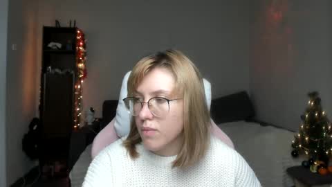 Snapshot of reginasmilee chatting on 01-03-25, 06:33 Regina online show from 01-03-25, 06:33