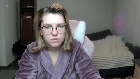 Snapshot of reginasmilee chatting on 01-18-25, 02:36 Regina online show from 01-18-25, 02:36
