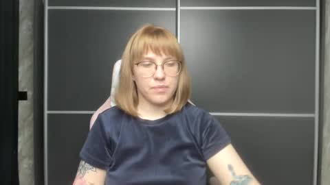 Snapshot of reginasmilee chatting on 02-01-25, 03:50 Regina online show from 02-01-25, 03:50