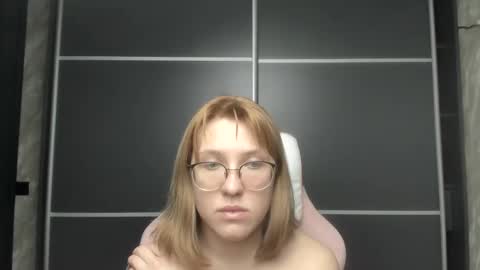 Snapshot of reginasmilee chatting on 02-02-25, 11:30 Regina online show from 02-02-25, 11:30