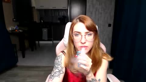 Regina online show from 11-23-25, 01:49