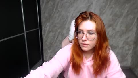 Regina online show from 02-02-26, 01:04