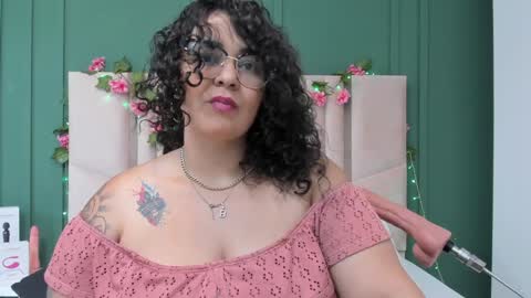 reginavegaa online show from 01-21-25, 11:46