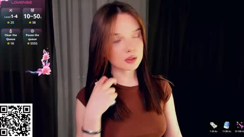 Emily - online show from 06-07-26, 06:44