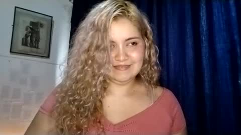 Snapshot of rei_chan26 chatting on 03-12-25, 10:39 Tania Nixx online show from 03-12-25, 10:39