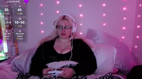 Snapshot of reiannmay chatting on 03-17-26, 03:44 reiannmay online show from 03-17-26, 03:44