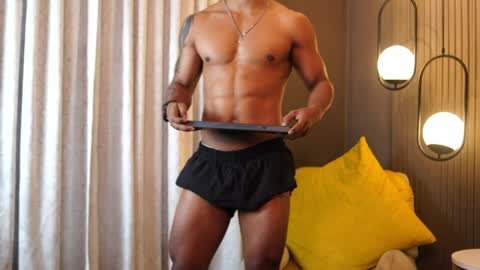 Snapshot of reik_von chatting on 05-09-26, 12:10 Reik online show from 05-09-26, 12:10