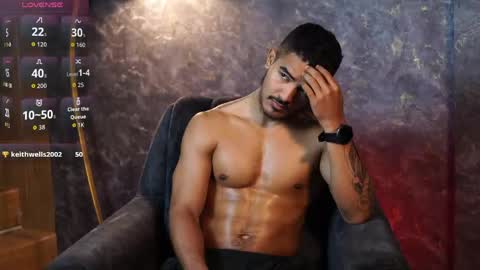Snapshot of reik_von chatting on 05-11-26, 04:04 Reik online show from 05-11-26, 04:04