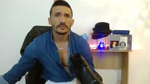   REIKO  online show from 11-14-25, 03:00