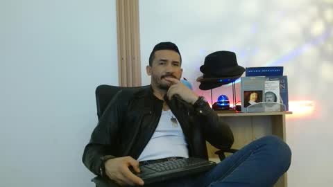   REIKO  online show from 11-15-25, 03:30