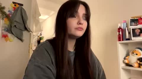 Snapshot of reilbelll chatting on 03-06-26, 08:27 Bell online show from 03-06-26, 08:27