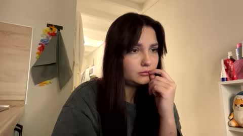 Snapshot of reilbelll chatting on 03-11-26, 08:37 Bell online show from 03-11-26, 08:37