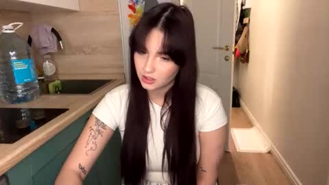 Snapshot of reilbelll chatting on 03-17-26, 03:04 Bell online show from 03-17-26, 03:04