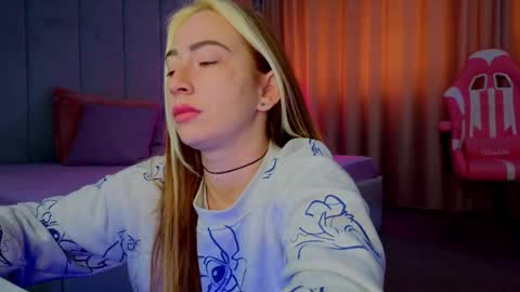 reina cummings online show from 11-06-25, 07:31