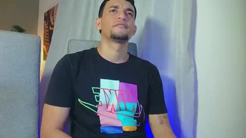 Snapshot of reina_paola chatting on 02-09-25, 05:29 paola online show from 02-09-25, 05:29