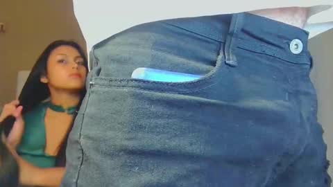 Snapshot of reina_paola chatting on 02-10-25, 03:13 paola online show from 02-10-25, 03:13