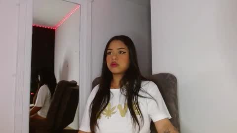 reina_reina online show from 02-02-26, 02:32