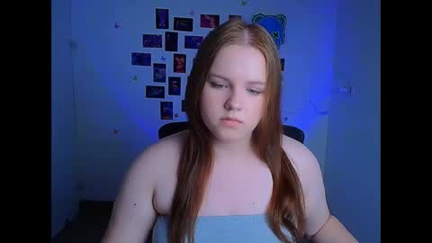 Reina online show from 05-03-26, 05:46