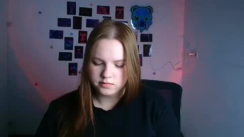 Reina online show from 05-08-26, 11:48
