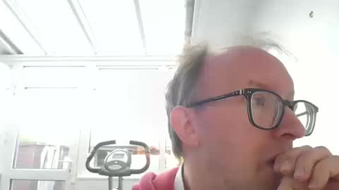 Snapshot of relaxnchat41 chatting on 09-22-25, 09:22 relaxnchat41 online show from 09-22-25, 09:22