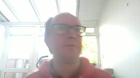 Snapshot of relaxnchat41 chatting on 09-29-25, 10:31 relaxnchat41 online show from 09-29-25, 10:31