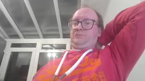 Snapshot of relaxnchat41 chatting on 10-19-25, 10:43 relaxnchat41 online show from 10-19-25, 10:43