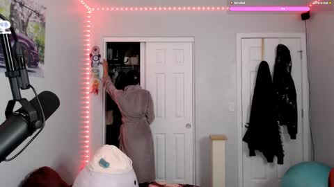 remidarklace online show from 02-04-25, 11:59