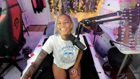 remidarklace online show from 09-23-25, 12:24