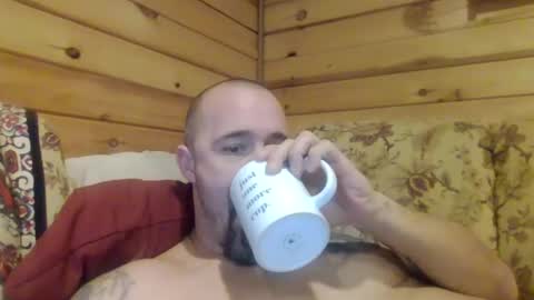 Snapshot of remington543 chatting on 12-26-24, 01:43 remington543 online show from 12-26-24, 01:43