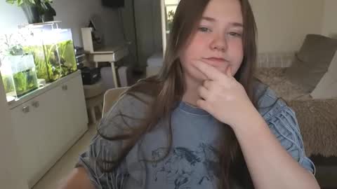 Ann OF - remirann21 online show from 12-18-25, 12:33