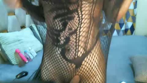 remmyqueen online show from 05-27-26, 10:29