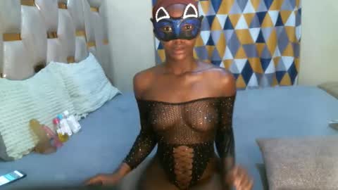 remmyqueen online show from 06-03-26, 05:10