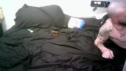 Snapshot of remshotdt chatting on 03-06-26, 05:48 remshotdt online show from 03-06-26, 05:48