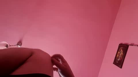 remus60 online show from 02-08-25, 01:01