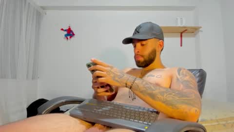 Rmy Steen online show from 10-27-25, 01:53