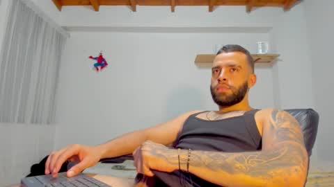 Rmy Steen online show from 11-19-25, 02:00