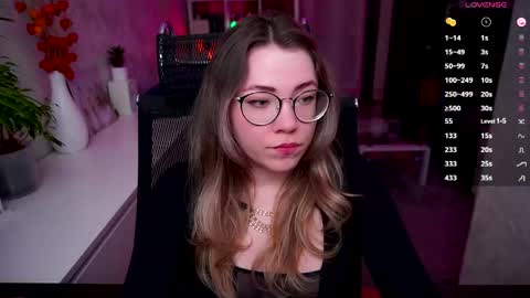Snapshot of remywild chatting on 04-19-26, 05:23 RemyWild online show from 04-19-26, 05:23
