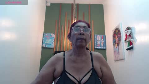 Snapshot of renata_milf_ chatting on 12-29-24, 12:12 renata_milf_ online show from 12-29-24, 12:12