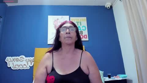 Snapshot of renata_milf_ chatting on 01-28-25, 11:38 renata_milf_ online show from 01-28-25, 11:38