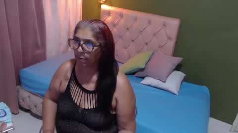 Snapshot of renata_milf_ chatting on 09-20-25, 11:55 renata_milf_ online show from 09-20-25, 11:55