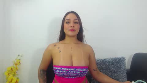 Snapshot of renatabrownn28 chatting on 04-08-26, 06:57 renatabrownn28 online show from 04-08-26, 06:57