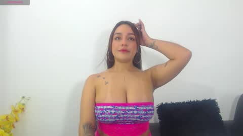 Snapshot of renatabrownn28 chatting on 04-23-26, 03:52 renatabrownn28 online show from 04-23-26, 03:52