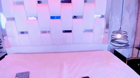      online show from 11-01-25, 02:08