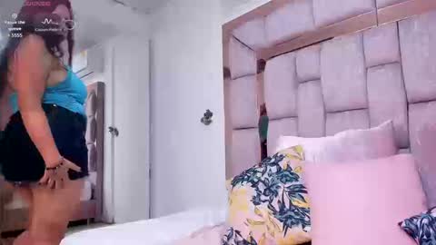 Renata  online show from 09-08-25, 05:12
