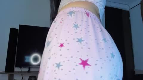 Renata online show from 10-27-25, 03:43