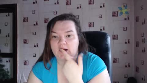 Snapshot of renataoia chatting on 02-05-25, 11:34 renataoia online show from 02-05-25, 11:34