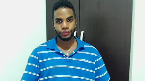 Snapshot of rene_hotman chatting on 09-28-25, 07:41 Rene online show from 09-28-25, 07:41